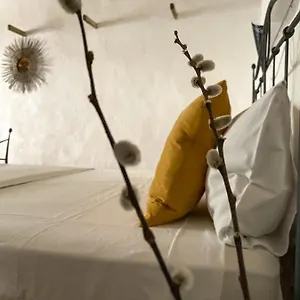 Is Scabas Guestrooms Solarussa