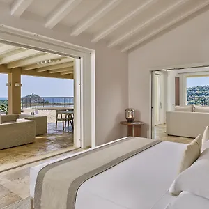 Conrad Laguna Sardinia Chia